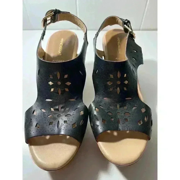 Andrea shoes   - Picture 1 of 5